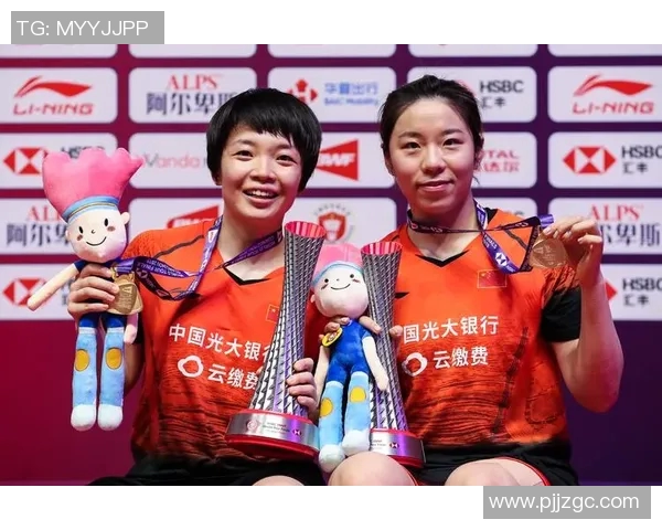 广州羽毛球队在总决赛积分榜上以77分稳居第一名展现强劲实力